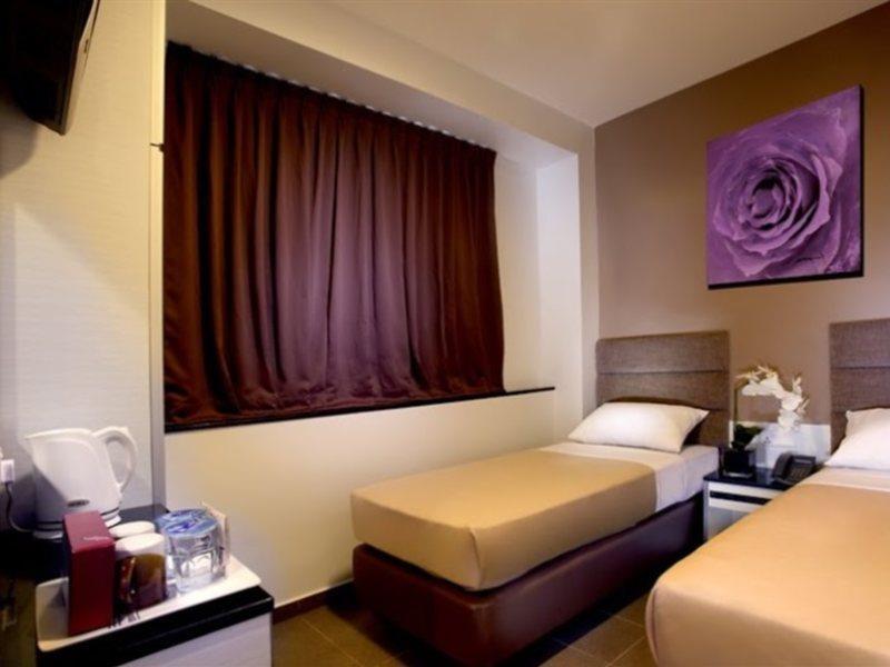 Ibis Budget Singapore Bugis Exterior photo